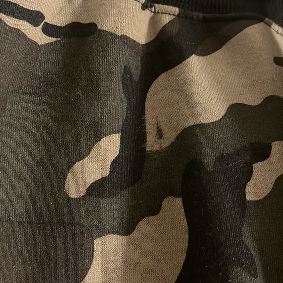 Blue Topic, Women’s, L, Camouflage Sweatpants w/Ribbed bottom - Picture 8 of 10